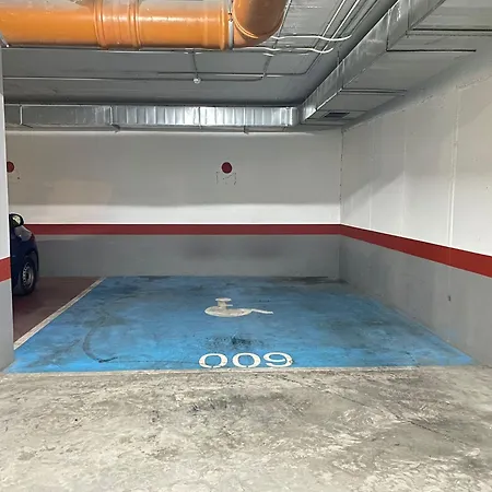 Apartmán Center R3 *