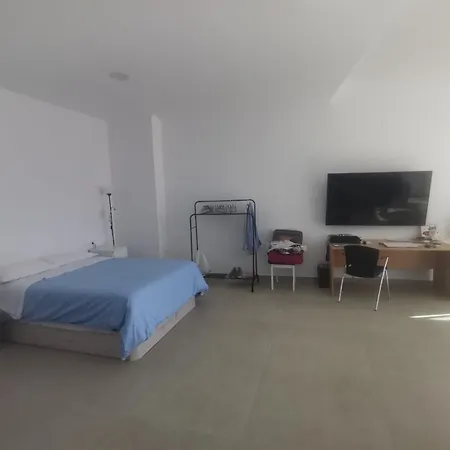 Apartment Center R3
